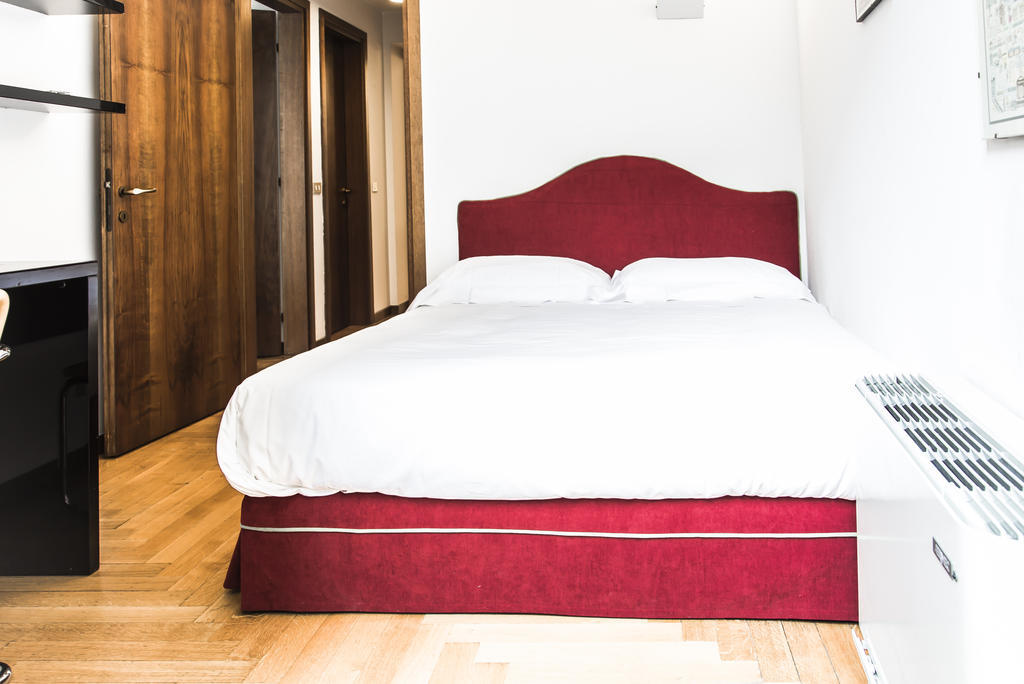 San Maurilio Apartments Milan Bilik gambar